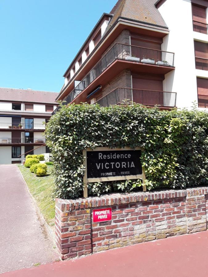 Le Victoria Deauville Exterior photo